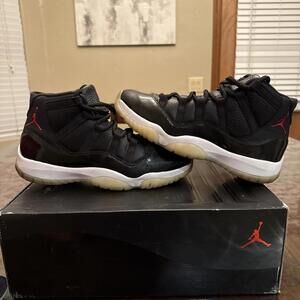 Size 9.5 - Jordan 11 Retro 72-10 2015 (PADS) With OG Box